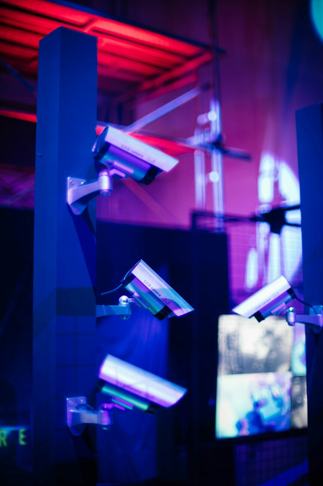 ai security camera in store