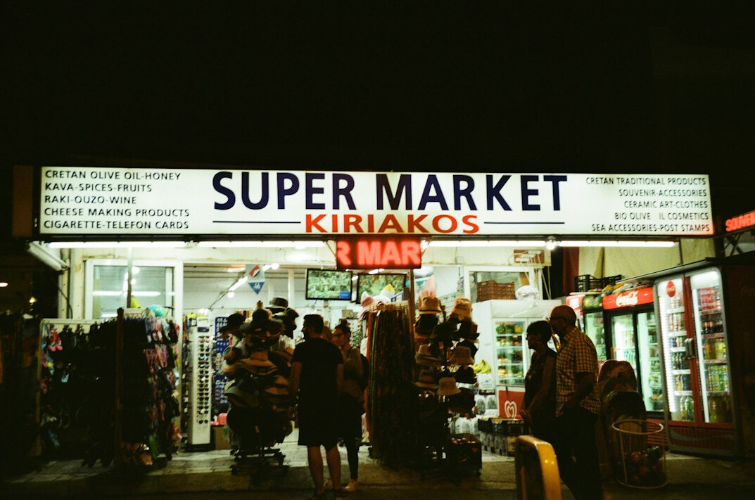 supermarket security meeting